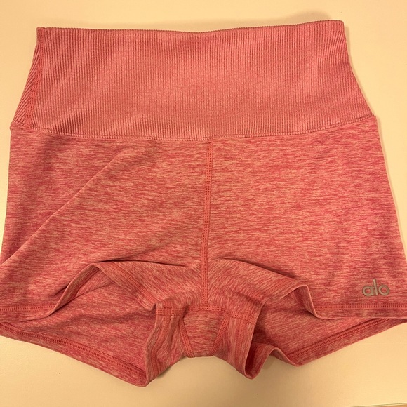 Alo Yoga 3” High-Waist Airlift Shorts - Picture 1 of 3